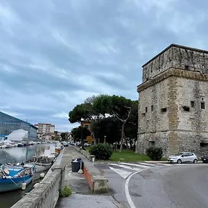 La Brezza Viareggina A 500 Mt Dal Mare, Dal Carnevale E Dagli Stabilimenti Balneari Viareggio